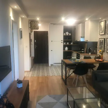 Grzybowska 6/10 * Warszawa