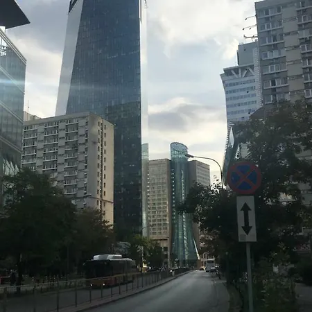 Appartement Grzybowska 6/10 Varsovie